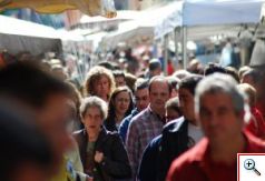 1094002_buying_in_the_market